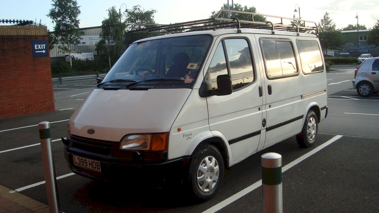 Các đời xe Ford Transit: lịch sử hình thành Các đời xe Ford Transit: lịch sử hình thành